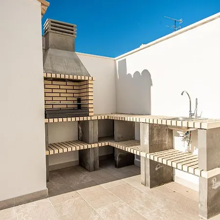 Σαλέ A Perfect Location For Holidays With Ac And Private Pool