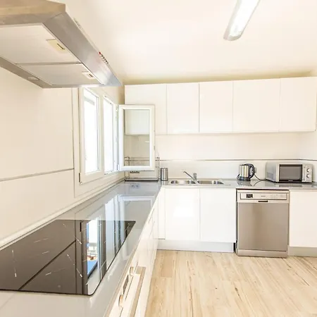 A Perfect Location For Holidays With Ac And Private Pool Σαλέ